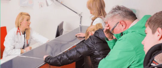W 21 dni do specjalisty, w godzinę na SOR –  utrwalanie stereotypów?