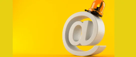 Uwaga na e-mail „zaległe składki”
