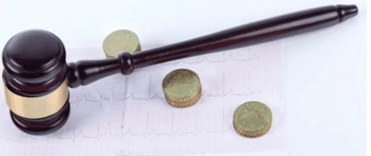 Lekarzowi potrącono za badania, pójdzie do sądu?